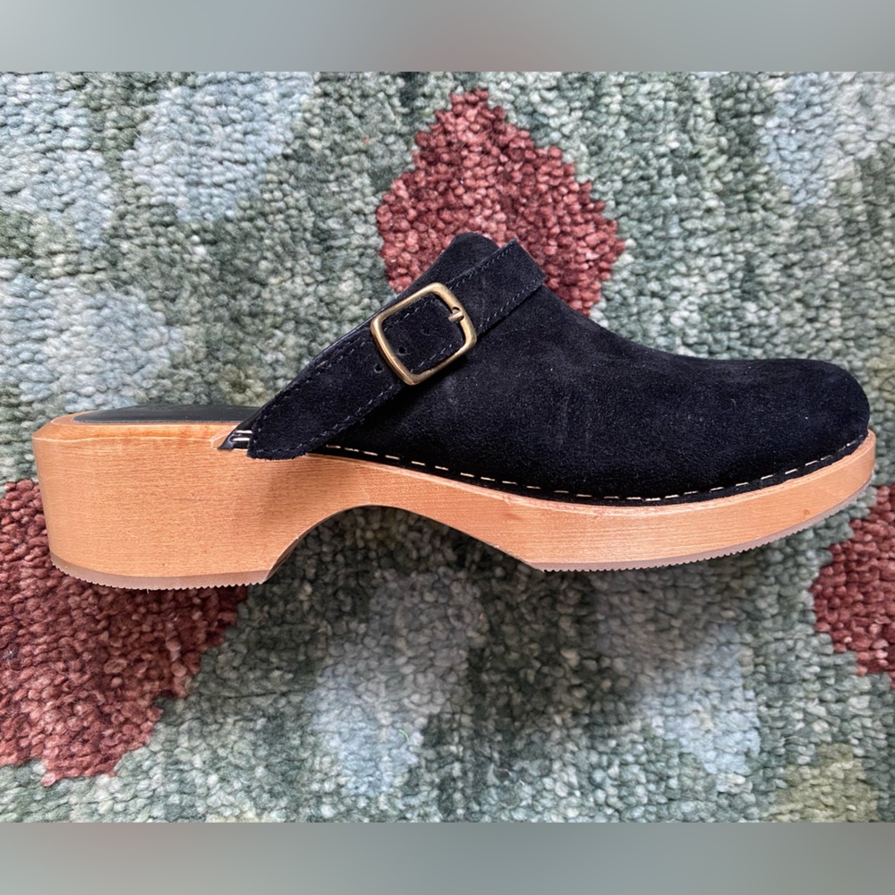 Re/Done Black Suede Clogs sz 39